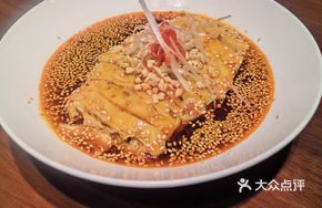 Chuanxiang Laolu Dais Ya