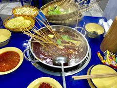-马路边边·成都串串(翠柏路店)