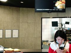 -麦当劳(西站店)