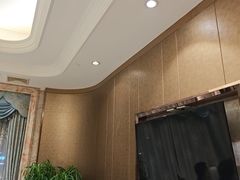-沪华海鲜大酒楼(南汇店)
