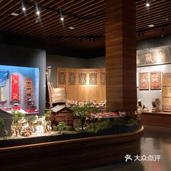 展覽館 蓮都區 繼光街/府前 麗水市博物館集合自然博物館和省市