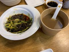 酸辣蕨根粉-有家生煎(三里屯店)