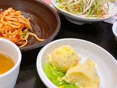 餐前小菜-韩屋韩国料理(天山路店)