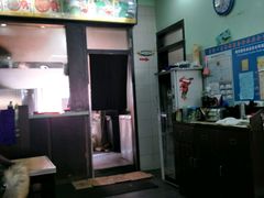 -丽虹云南过桥米线(兴工街店)