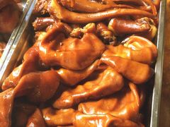 -老鼎万春卤菜(五代传承创始老店)