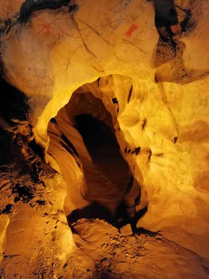 龙泉洞风景区-"龙泉洞位于宣州区水东镇,又称窑头洞,系灰.