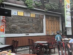 -蔼若春.传承三十年云南菜(金碧公园店)