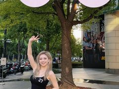 -瑞虹新天地月亮湾