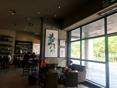大堂-星巴克(深圳宝安泰华店)