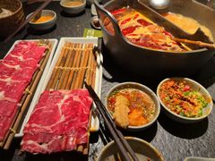 -三出山火锅(南京万象天地店)