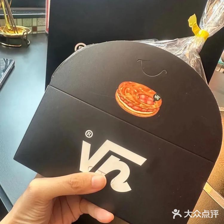 天津拿破仑的天花板根号N
