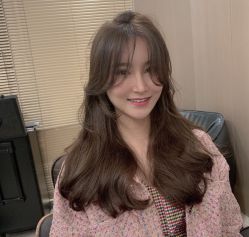 -东秀护肤造型