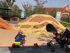 -季高兔窝窝亲子园(上海薰衣草公园店)