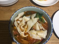 -新梅华·茶点餐厅(欧尚店)