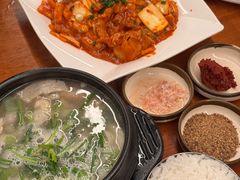 -第二外国语学院-韩国餐厅(朝阳路店)