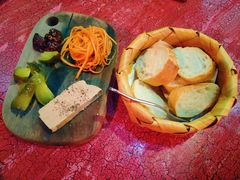 -羽深肉铺 Steak & Wine