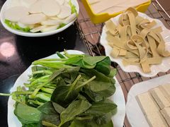 -丫丫汤膳打边炉(宏府408坊店)
