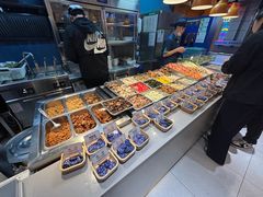 -银泰百货(舟山临城店)