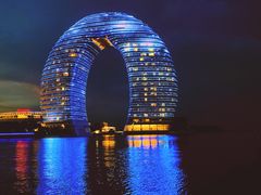 -湖州太湖旅游度假区-月亮广场