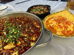 -余家庄肥肠鱼地方汤锅(银杏大道店)