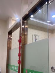 -苗医生专业祛痘·皮肤管理