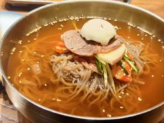 -明洞阿姨·韩式酱蟹烤肉·创意料理(三元桥店)