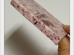 覆盆子黑莓白巧-Laderach 莱德拉(上海环贸iapm店)