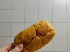 肉松沙律包-皇冠幸福里动物奶油生日蛋糕(常青中路店)