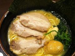 横滨拉面-横浜家系ラーメン壱角家(新宿アルタ裏店)