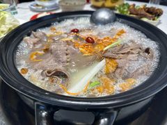 -九寨沟特色牦牛肉汤锅