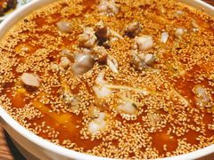 石锅鲜椒牛蛙-峨嵋小镇·川菜(正定朗华店)