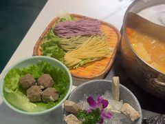 -椰子湾·海南火锅·糟粕醋·椰子鸡(正大广场店)