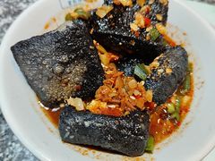 -湘下佬·老长沙吃货铺(酃湖万达店)