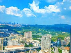 -亚洲国际大酒店·云顶阁旋转自助餐厅