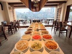 -包整·丝娃娃(一览甲秀楼风景店)