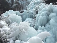 -大平台龙居瀑布旅游区