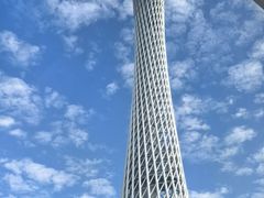 -广州琶洲会展广州塔地铁站轻居酒店