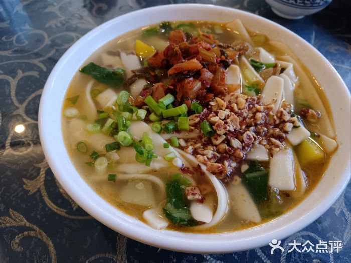 回辉登偰氏面片(东莲花美食街店)图片
