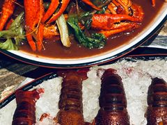 -虾弄弄海派小龙虾·牛羊蝎子火锅