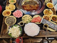 -唇辣号重庆老火锅(燕郊鑫乐汇店)