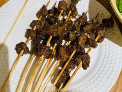 -衡哥肉铺