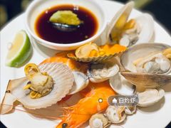 -大中华希尔顿酒店-念自助餐·嗨啤·小龙虾