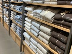 -MUJI无印良品(滨江宝龙城店)