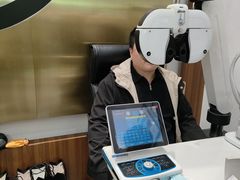 -回瑞眼镜·蔡司·依视路官方授权店(广益路万达店)