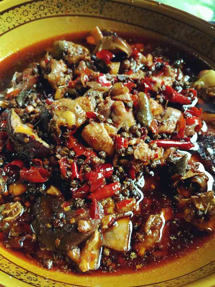 老幺泉水鸡-"南山的泉水鸡已经是重庆的一大特色了,好久.