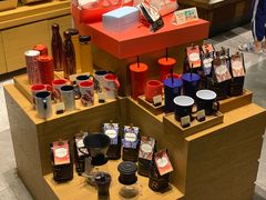 零售区-星巴克臻选(深圳罗湖万象城店)
