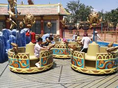 -七彩云南欢乐世界