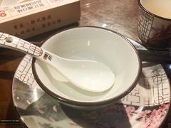 餐具摆设-杨记隆府(重庆总店)