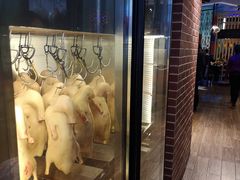 -三人行骨头王火锅(长寿店)
