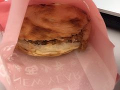 经典腊汁肉夹馍-西少爷(望京SOHO店)